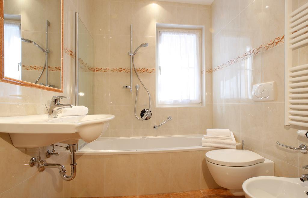 Apartments Antines Selva di Val Gardena Phòng bức ảnh